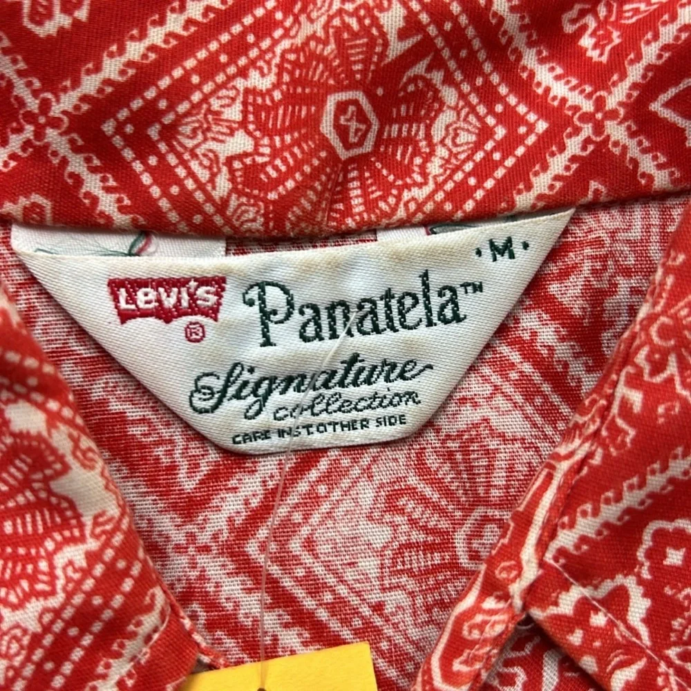 Levi's Panatela 70’s Vintage Dress Shirt !!
